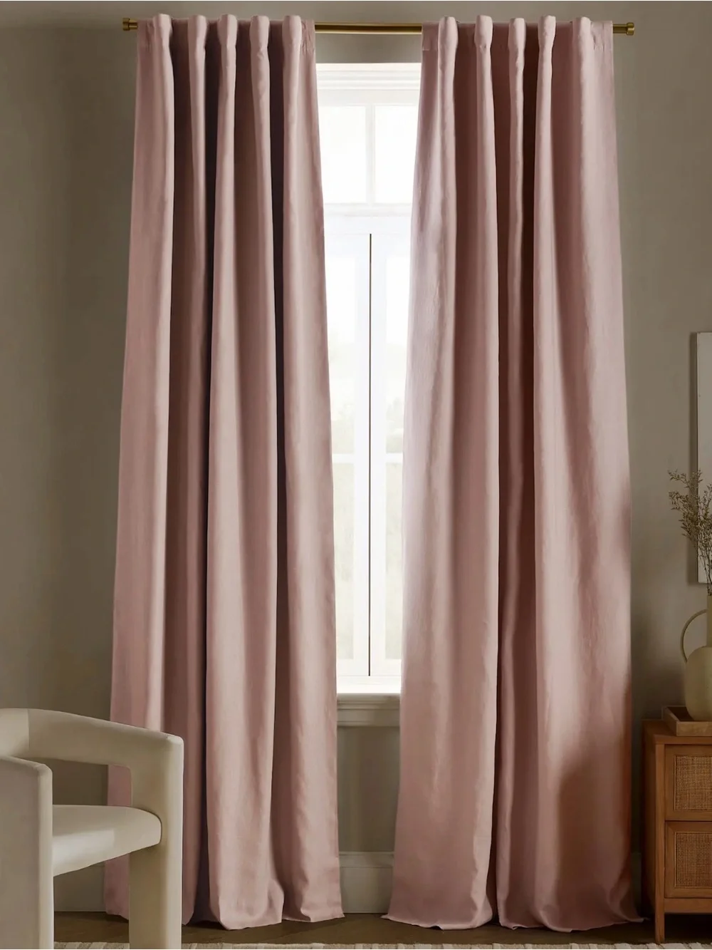 New Quince 48x108 Rose Quartz Linen Blackout Panel - Retail $112